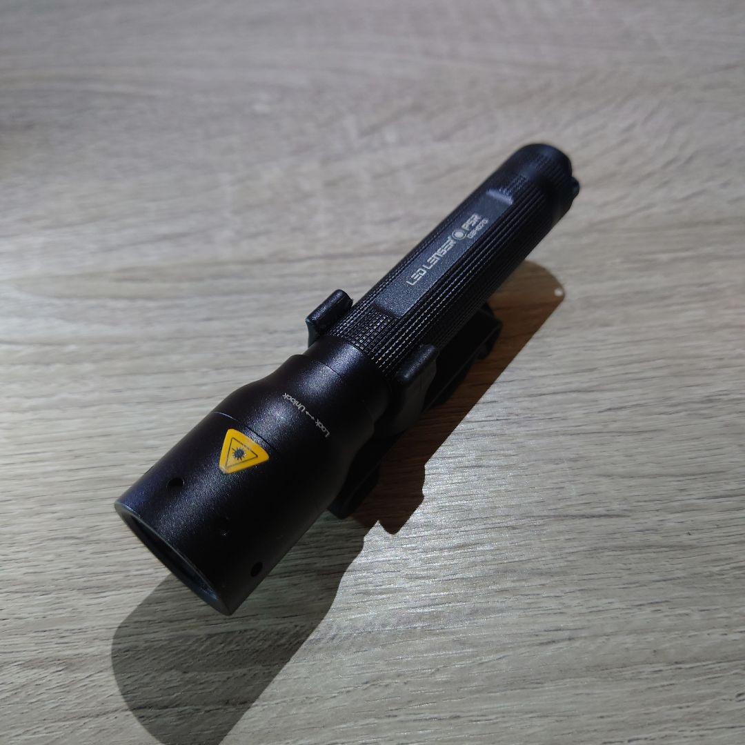 LED LENSER P5R LEDライト 壁掛セット ブラック