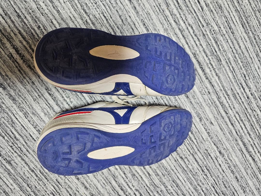 MIZUNOモレリア限定モデルトレシュー25.5