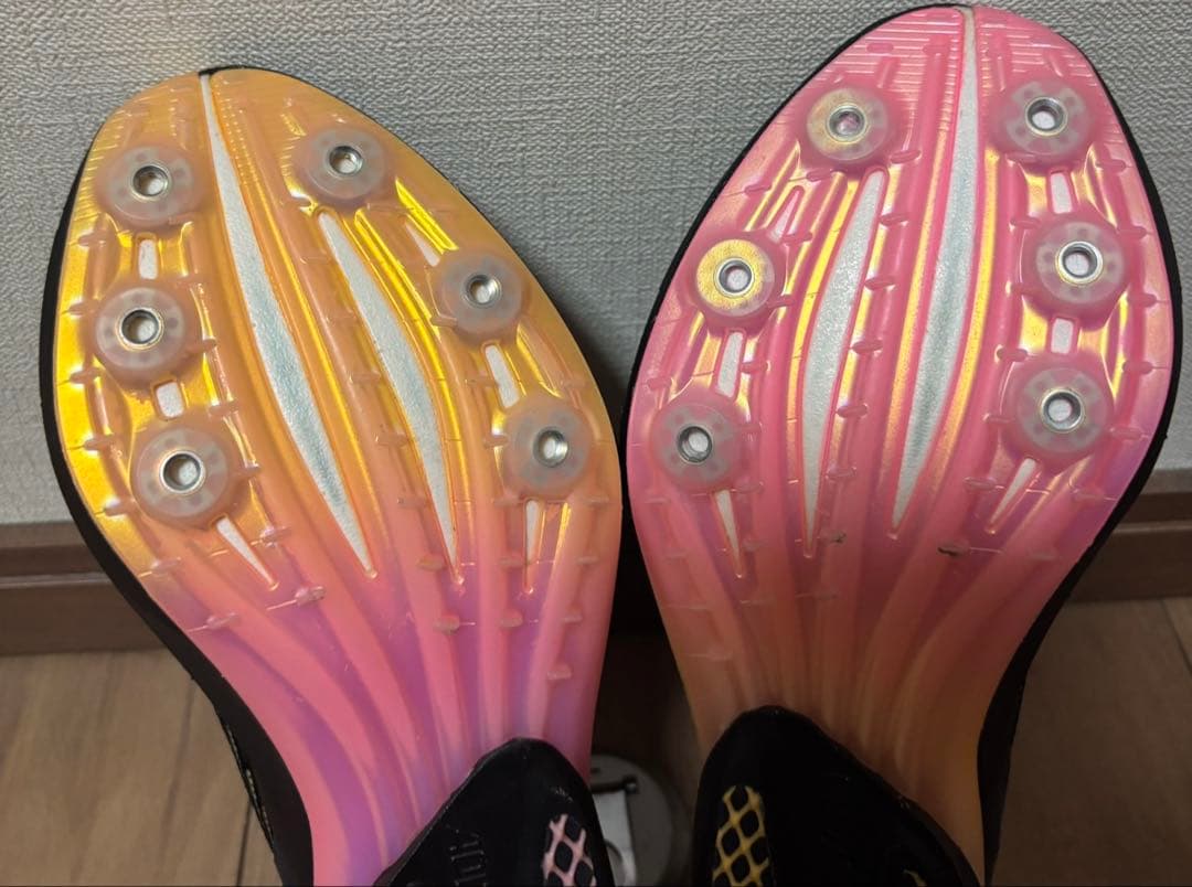 アディダス アバンチ