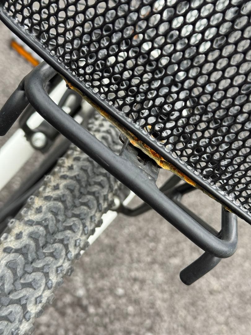 LOUIS GARNEAU j22 ホワイト 自転車 バスケット付き