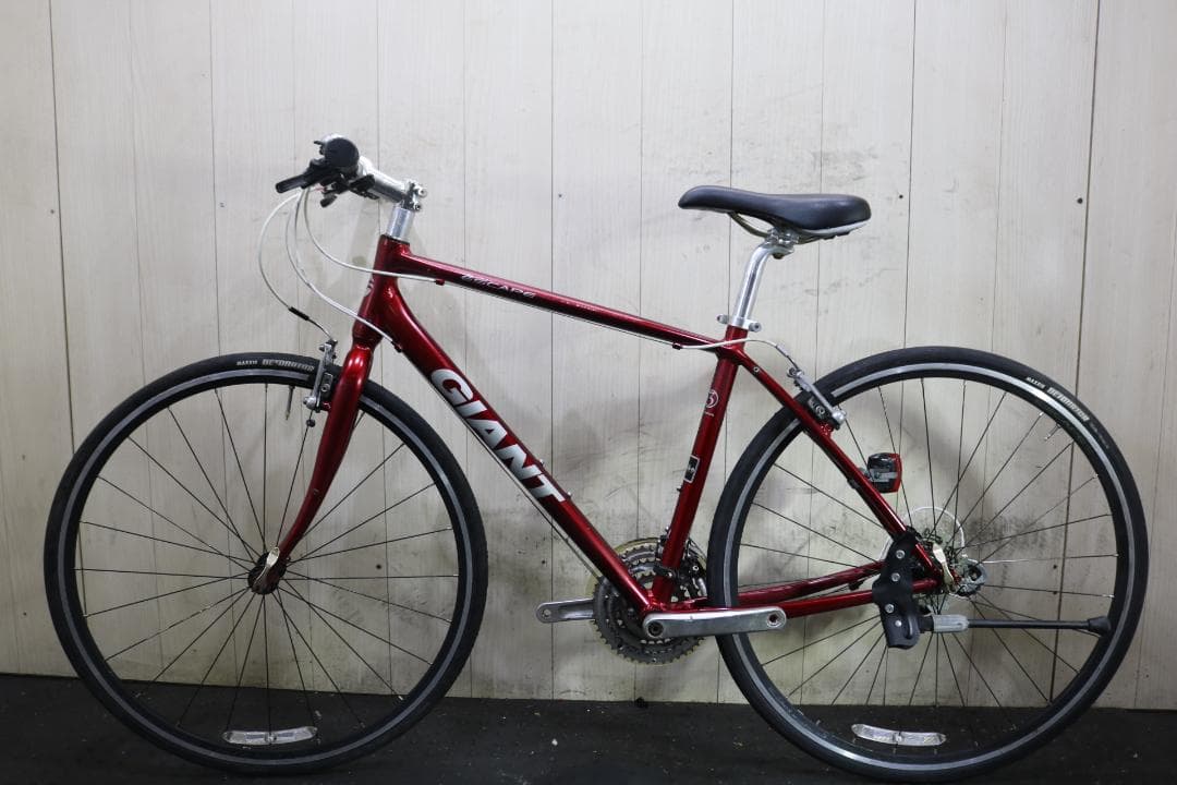 GIANT ESCAPE R3 700Cアルミ24速470mm RED系 クロス
