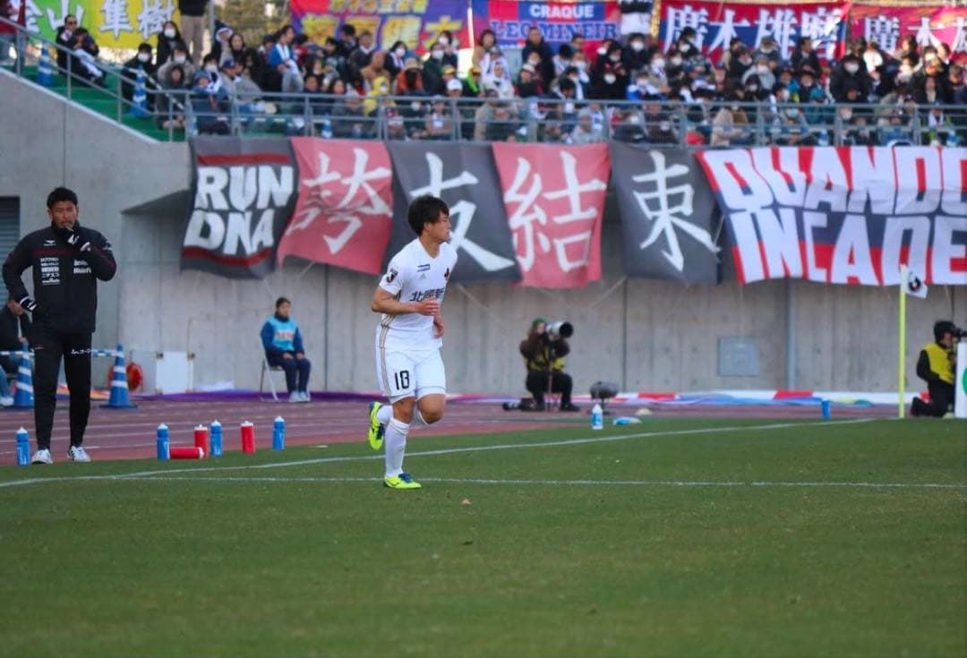 FC岐阜 現愛媛FC 窪田稜選手　実使用スパイク直筆サイン入り