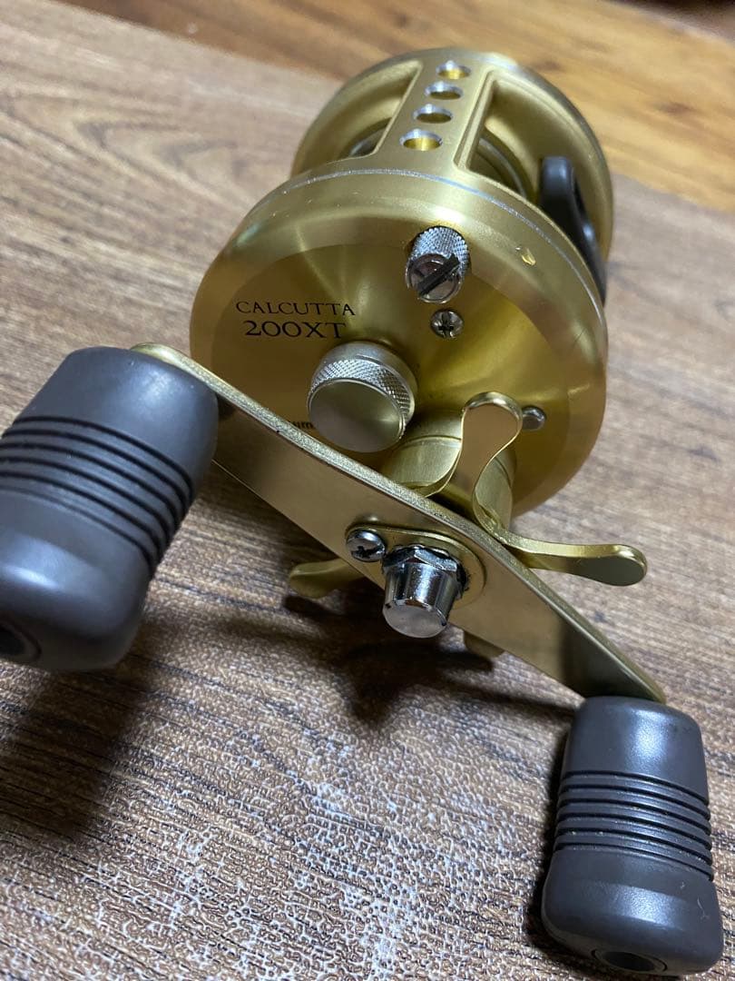 SHIMANO CALCUTTA ゴールドリール