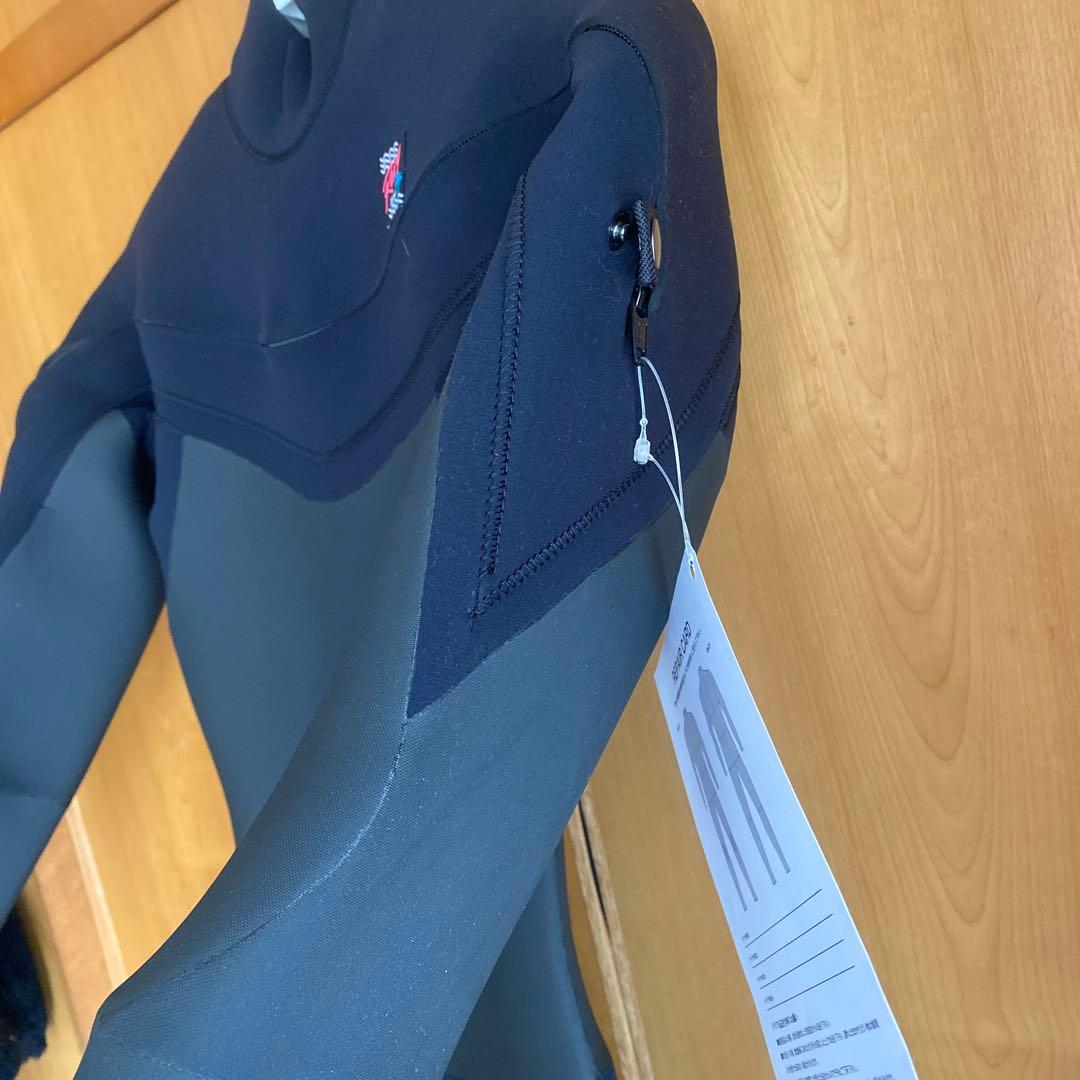新品未使用⭐️ロキシー　セミドライウエットスーツ　L