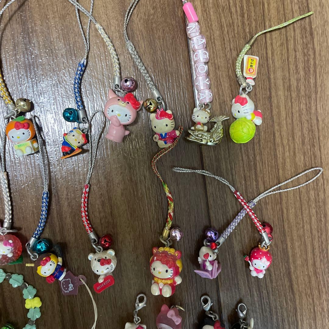 ご当地 キティ ストラップ チャーム 35点まとめ売り