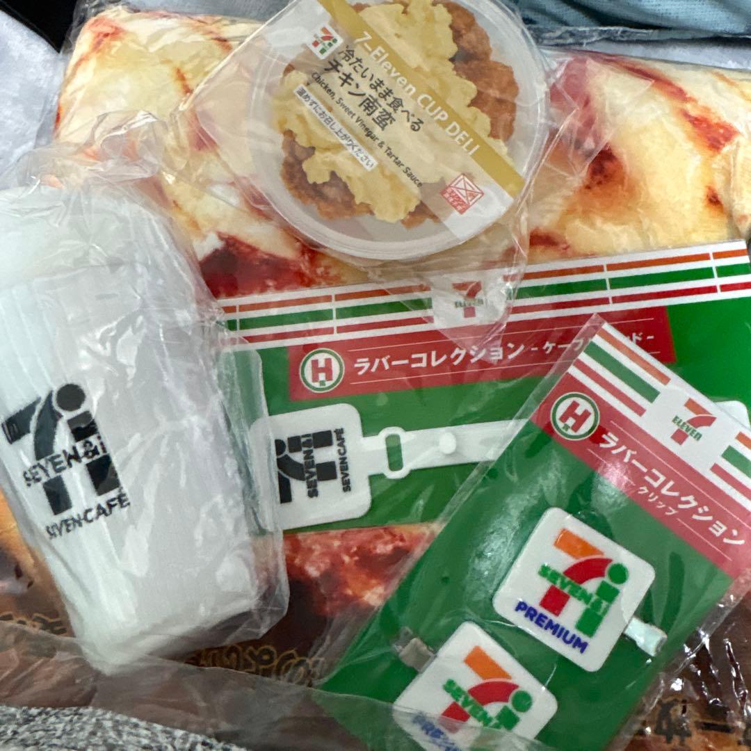 セブンイレブンくじ セット ちぎりパンクッション等