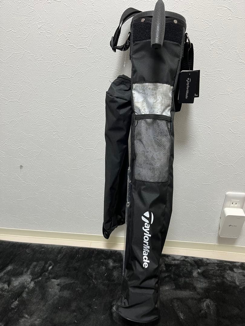【新品未使用】テーラーメイド セルフスタンドバッグ 黒Taylormade