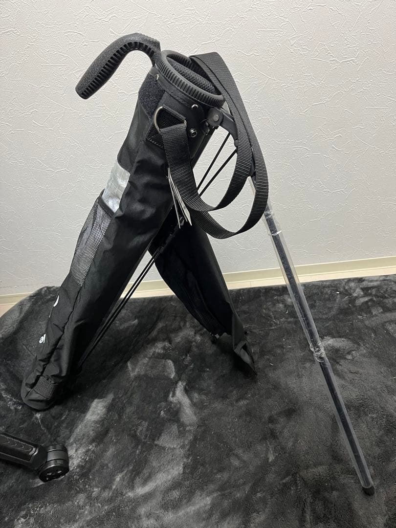 【新品未使用】テーラーメイド セルフスタンドバッグ 黒Taylormade