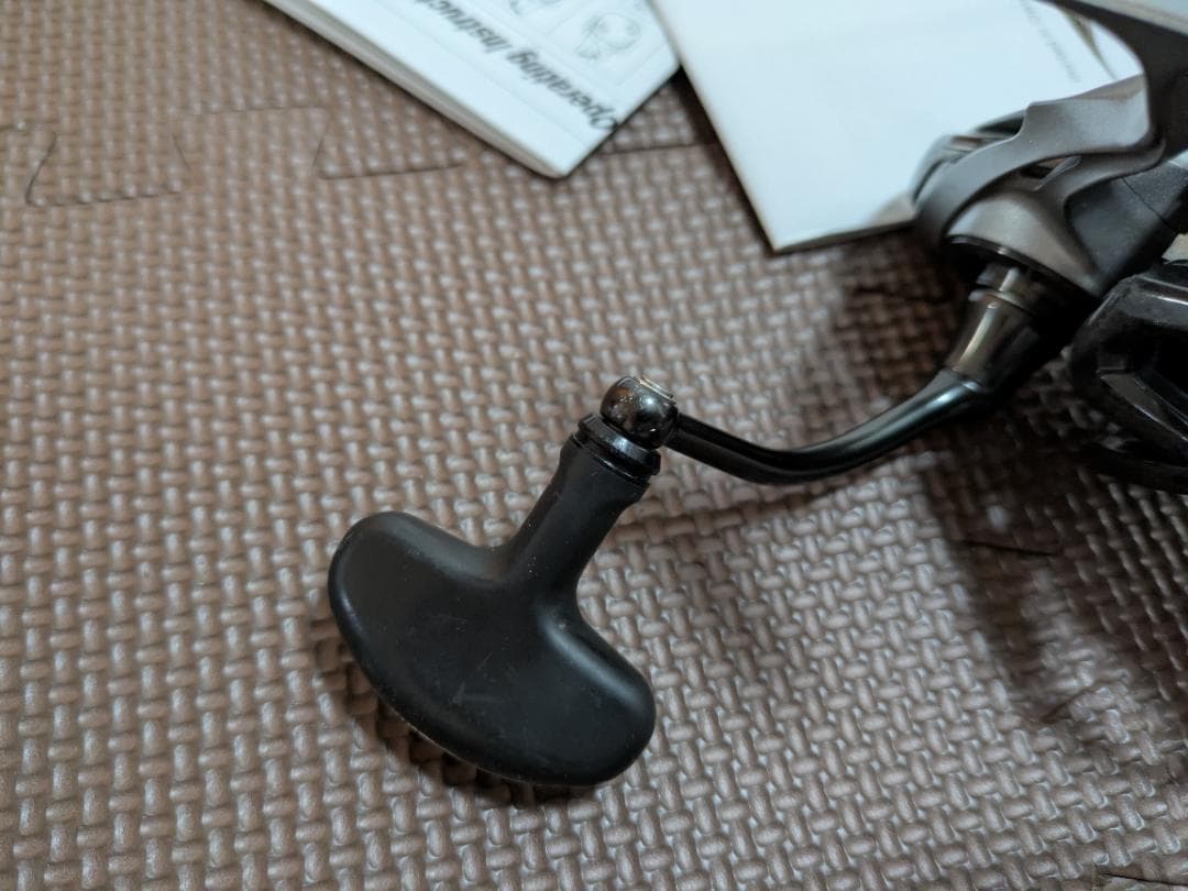 ダイワ リール　CALDIA LT 4000-CXH（箱＋ライン＋カバー付き）