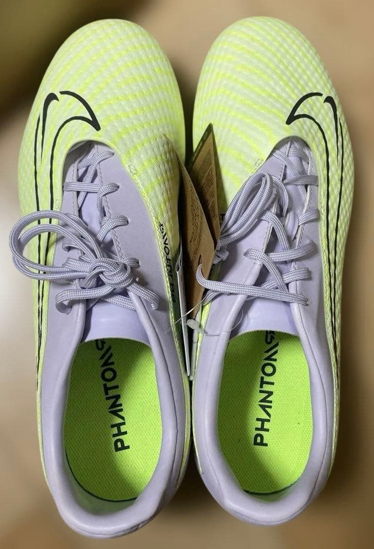 NIKE ￼サッカースパイク ファントムGX アカデミー HG 29.5㎝