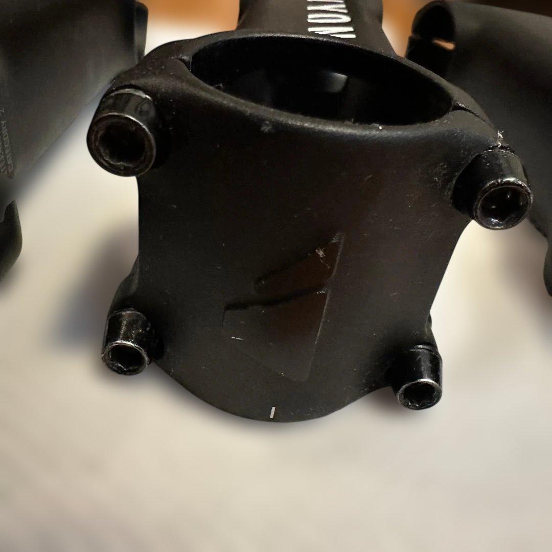 CANYON V13 ステム 110mm（1 1/4インチ）±6° 3本セット