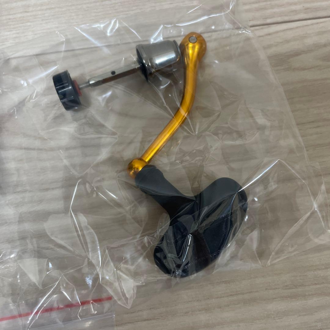 DAIWA REVROS LT 4000-CH スピニングリール　ダイワレブロス