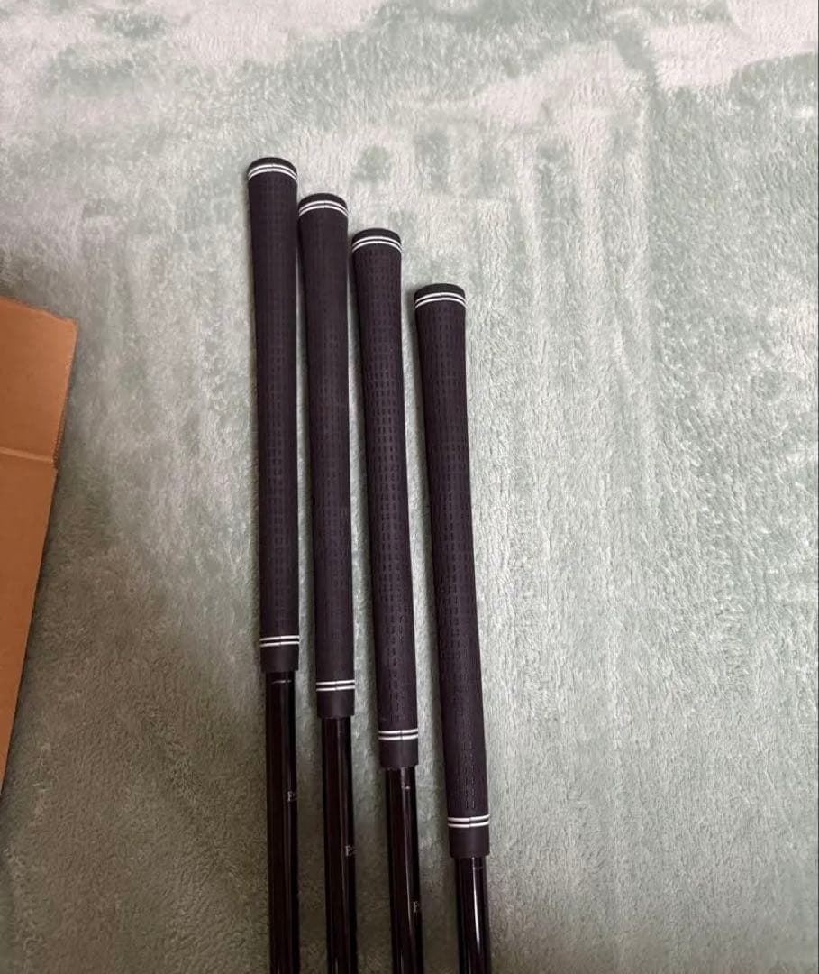 【美品】FOURTEEN TC-550 アイアンセット 8本（カーボンS）