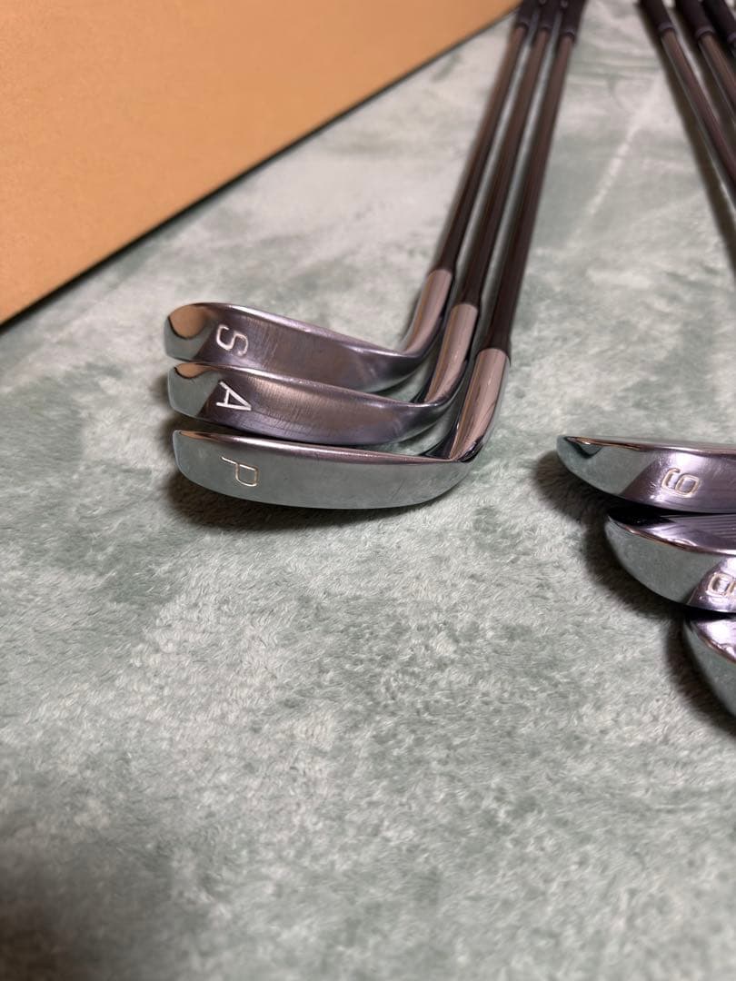 【美品】FOURTEEN TC-550 アイアンセット 8本（カーボンS）