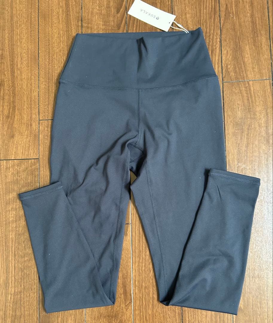 新品⭐︎LAVA SUKALA ベーシックレギンス　ネイビー　Mサイズ