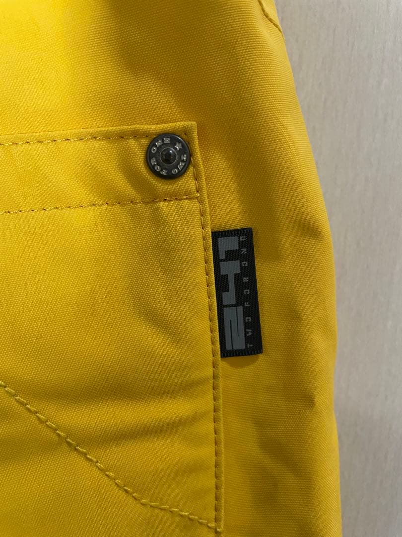 スノーボードパンツ イエロー