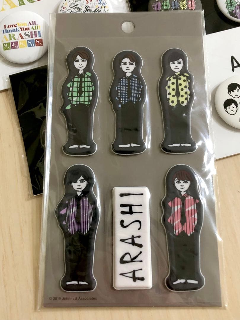 嵐を旅する展覧会　アクリルキーチェーン　缶バッジ　嵐　ARASHI 嵐グッズ