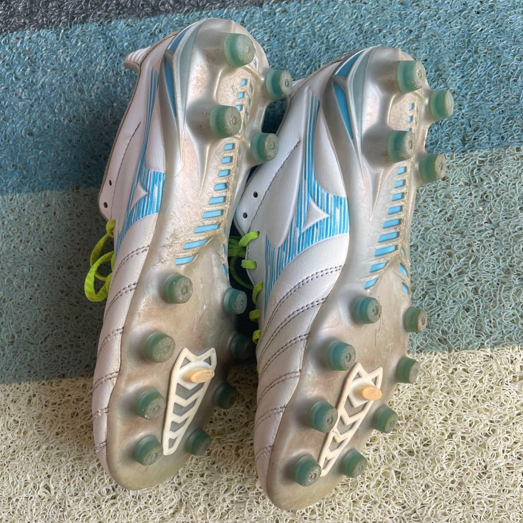 Mizuno サッカースパイク　22.5㌢　モナルシーダネオ