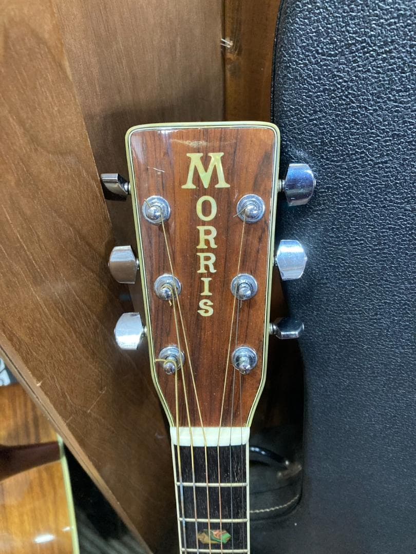▼Morris W-40　アコースティックギター　ジャパンヴィンテージ　ケース付