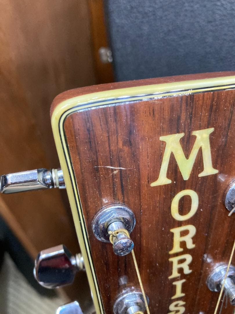 ▼Morris W-40　アコースティックギター　ジャパンヴィンテージ　ケース付