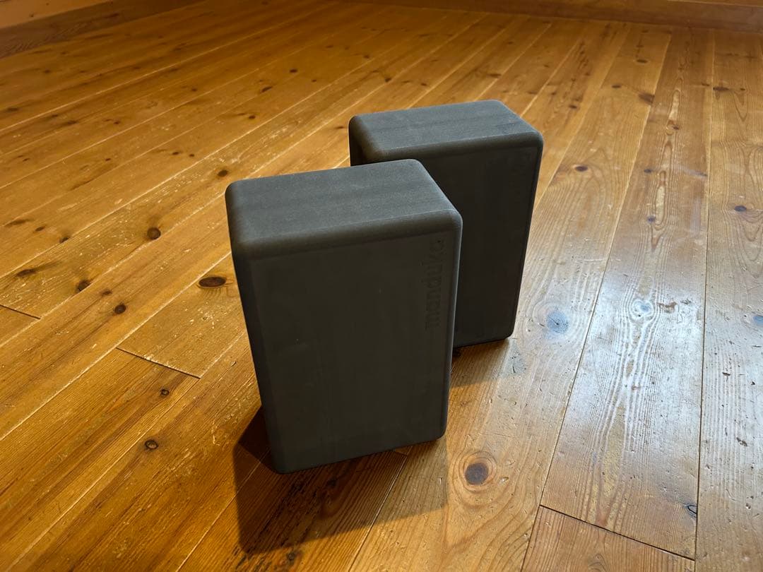 manduka ヨガブロック グレー