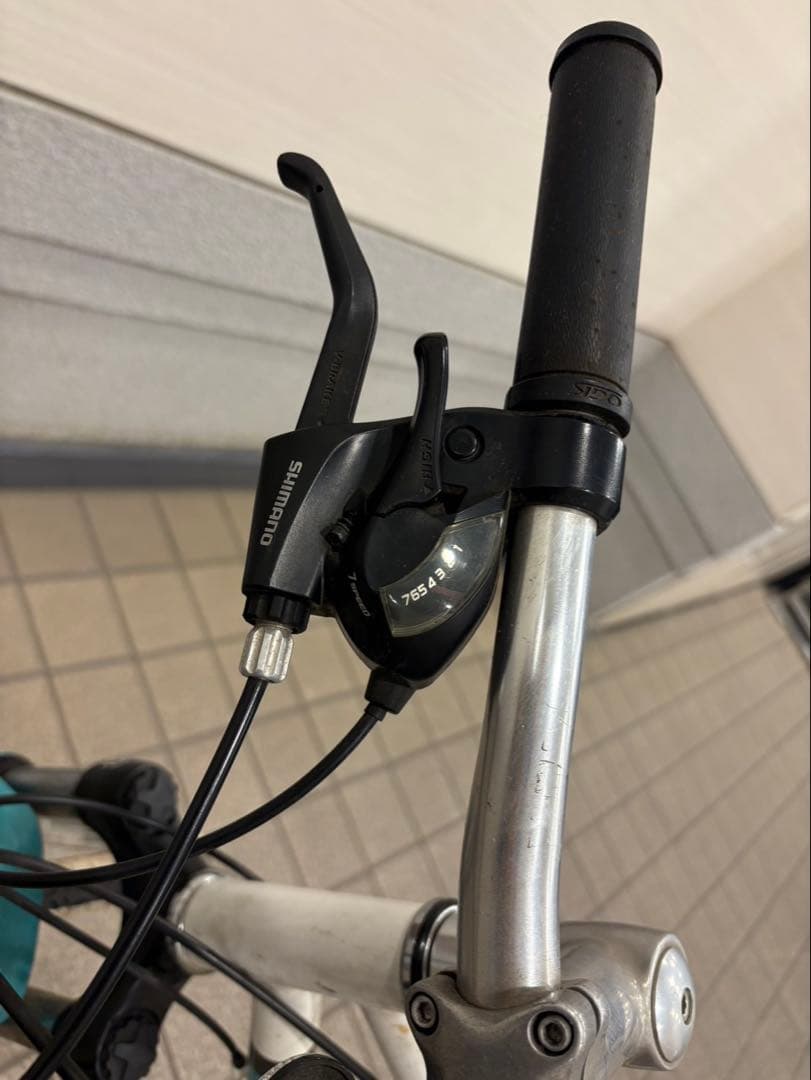 CHEVAUX クロスバイク 700C ホワイト