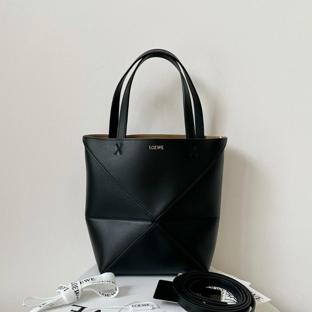 人気商品！ブラック レザー ミニ 2WAYハンドバッグ 16.5cm