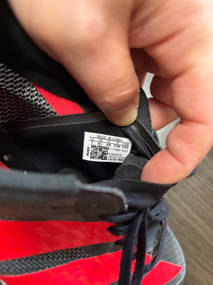 ADIZERO LIGHTSTRIKE PRO スパイク