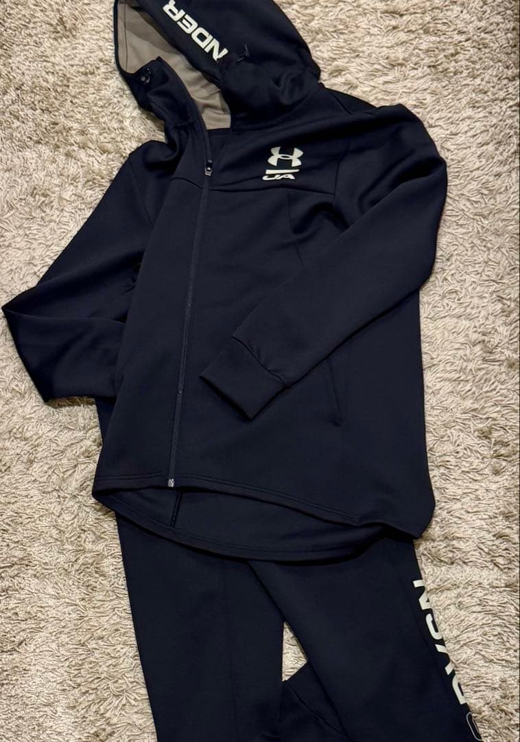 アンダーアーマー　UNDERARMOUR トラックスーツ　ジャージ　セットアップ