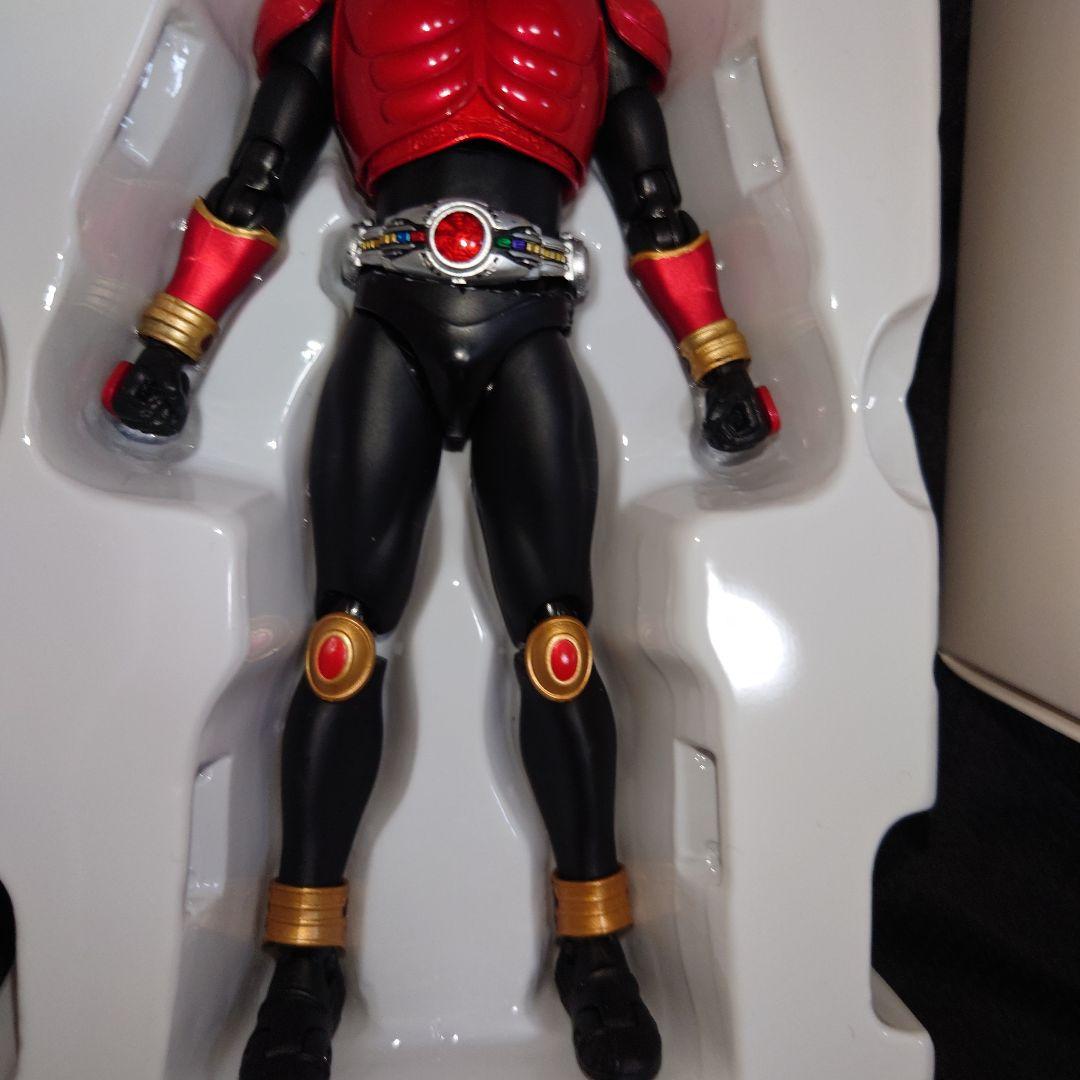 真骨彫 仮面ライダークウガ マイティフォーム