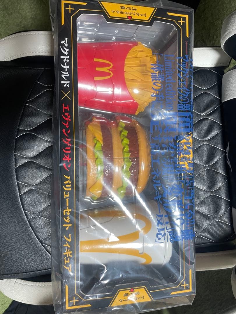 マクドナルド　エヴァンゲリオンフィギュア