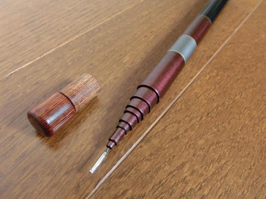 未使用品　軽量小継中通し竿　シノコ鯛（黒鯛）4.5m　カーボン　日本製