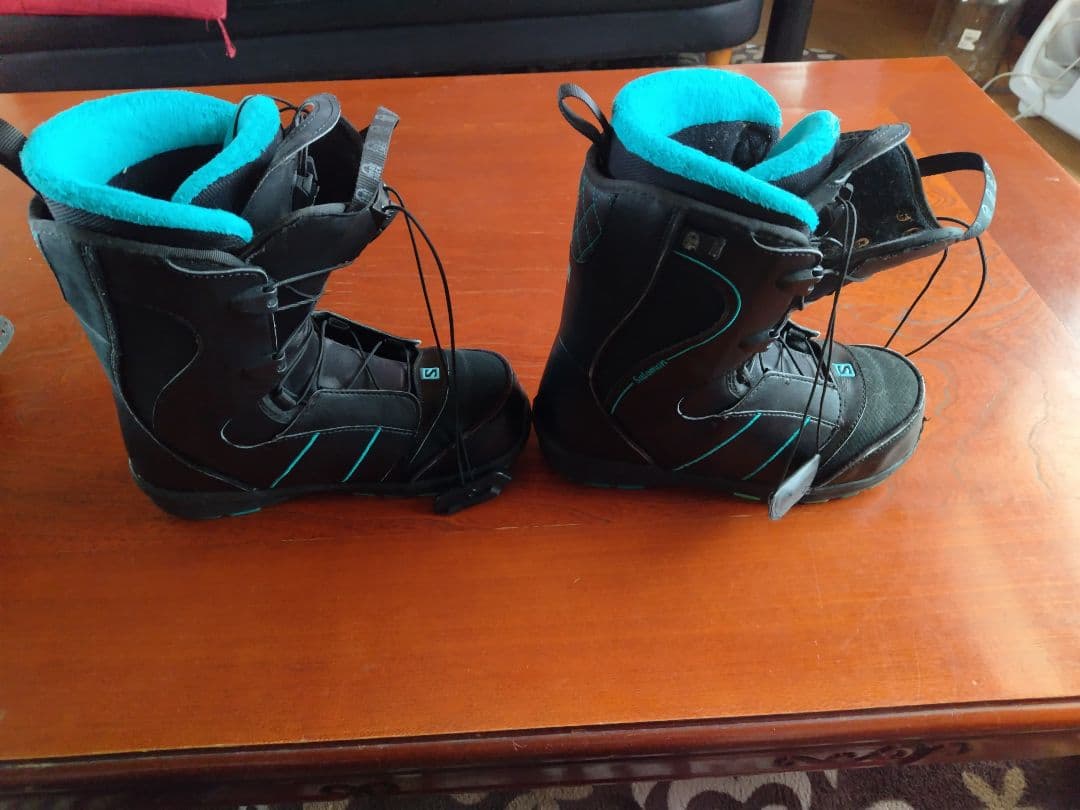 Salomon スノーボードブーツとバインディングセット