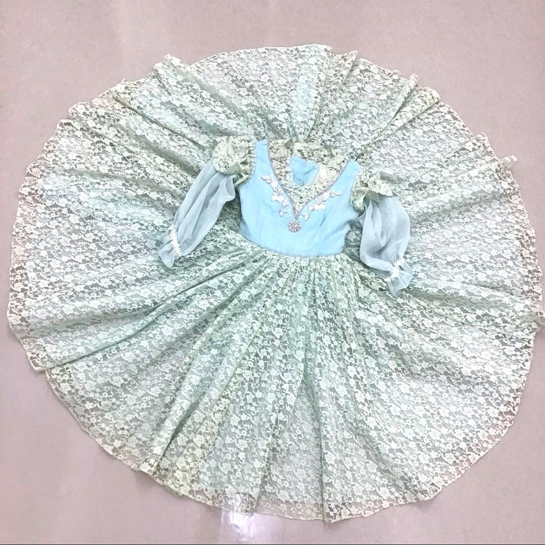 チャコット衣裳　グリーンのドレスJr. L L
