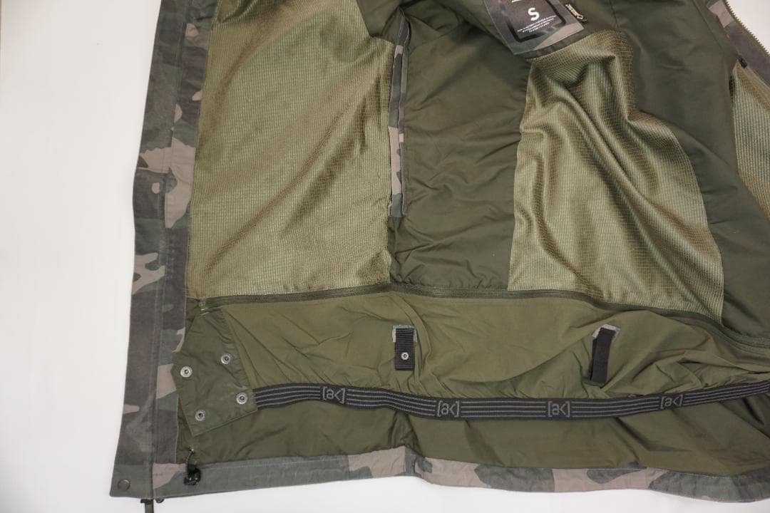 BURTON ak Cyclic Jacket 2L Sサイズ