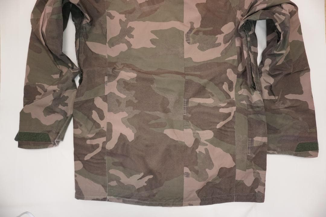 BURTON ak Cyclic Jacket 2L Sサイズ