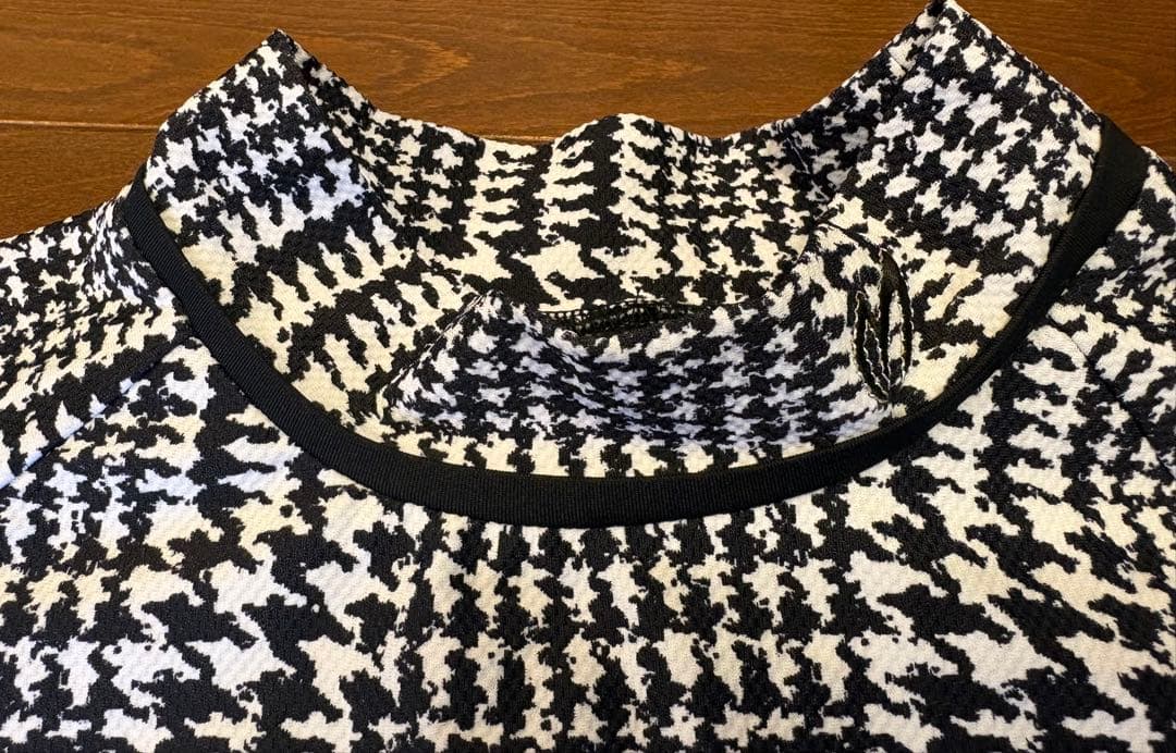マスターバニー レディース　モックネック　超美品
