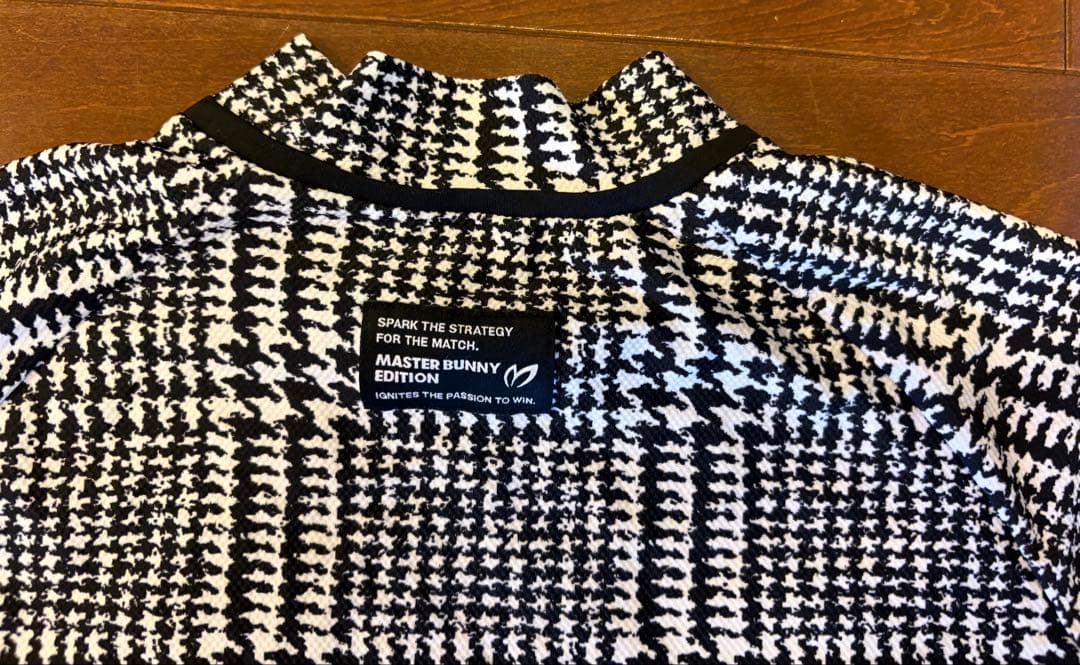マスターバニー レディース　モックネック　超美品