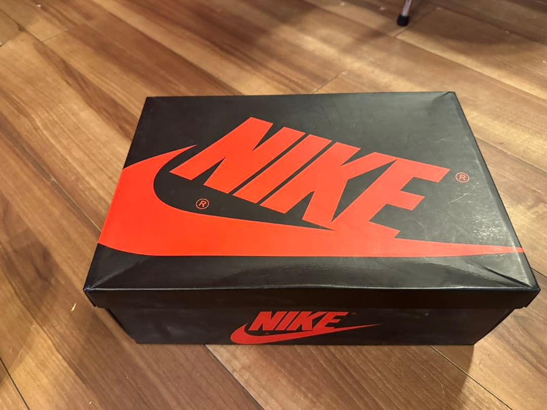 Nike エアージョーダン1