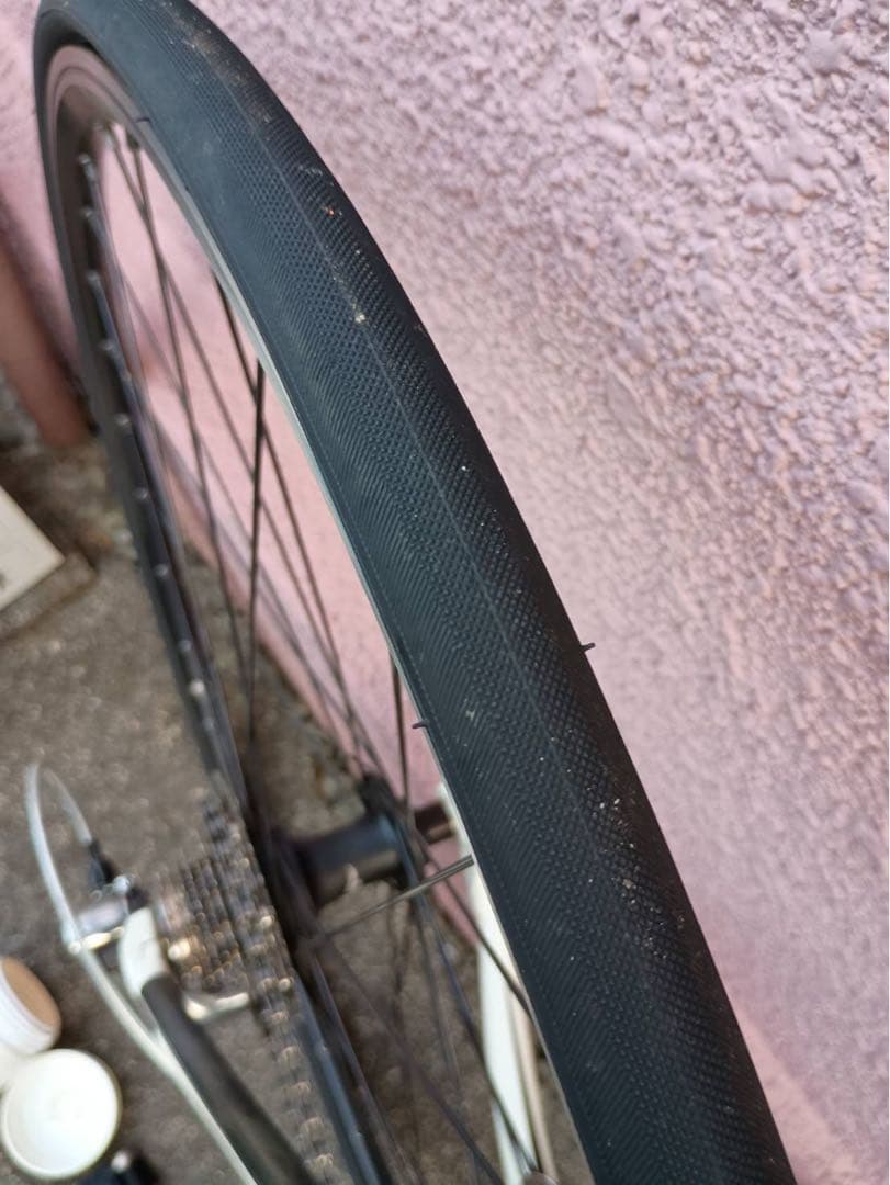 ケイ　Specialized ロードバイク ホワイト/レッド