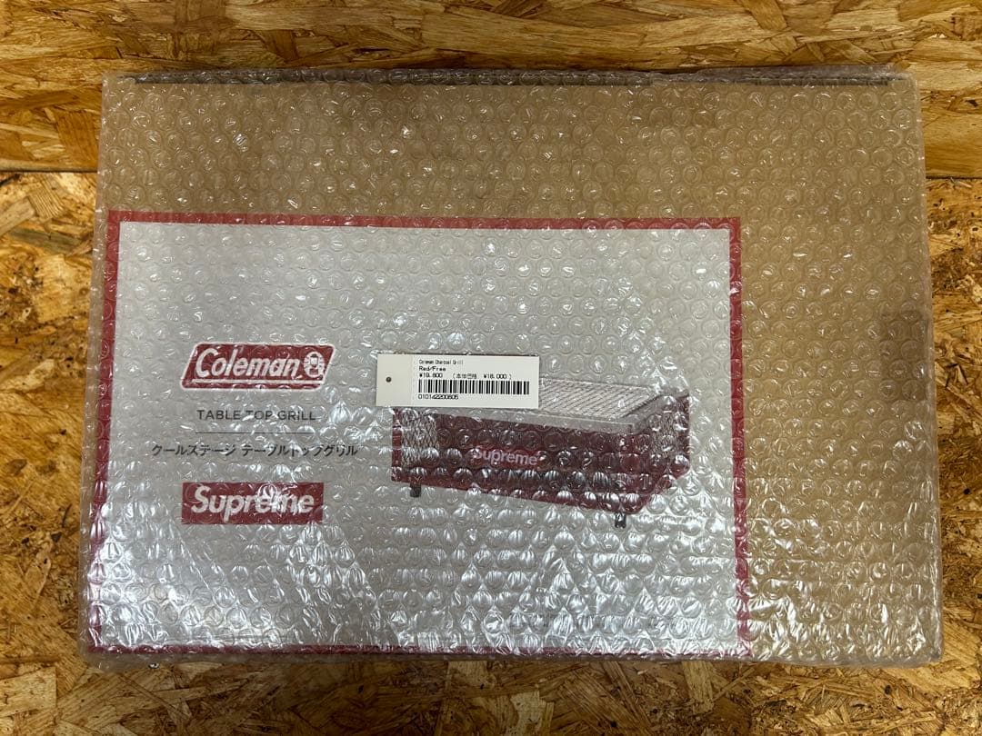Supreme×Coleman Charcoal Grill Red 7077T