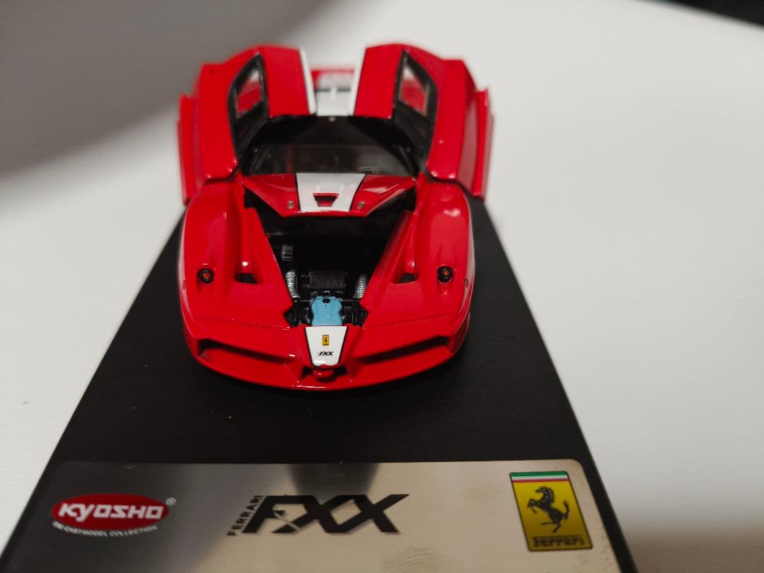 京商 MRコレクション 1/43フェラーリ Ferrari FXX