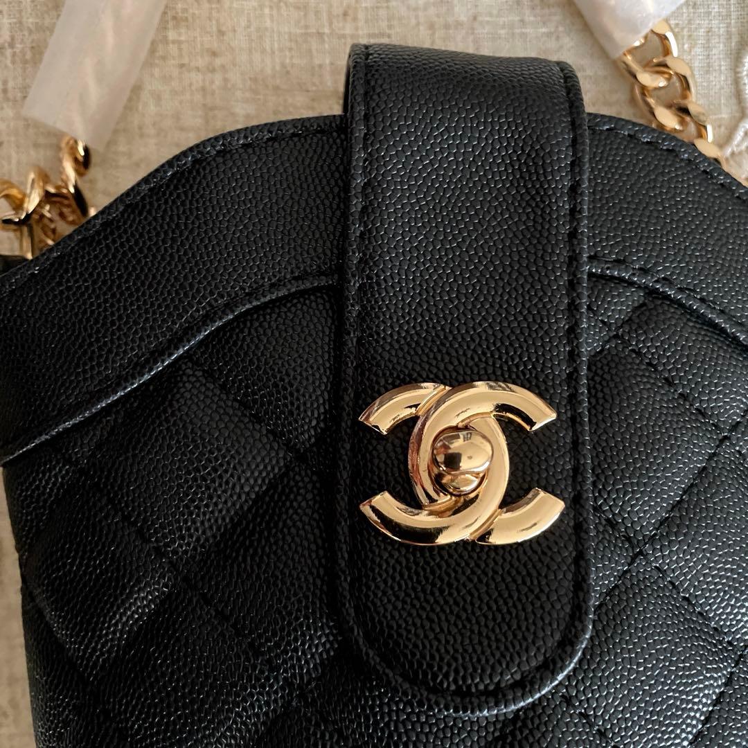 CHANEL キルティング　チェーン　ショルダーバッグ