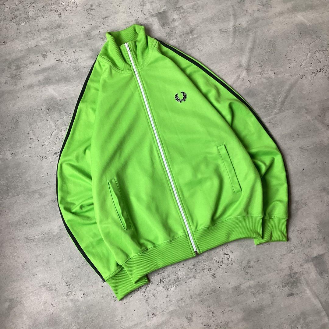 FRED PERRY フレッドペリー　トラックジャケット　ジャージ　グリーン