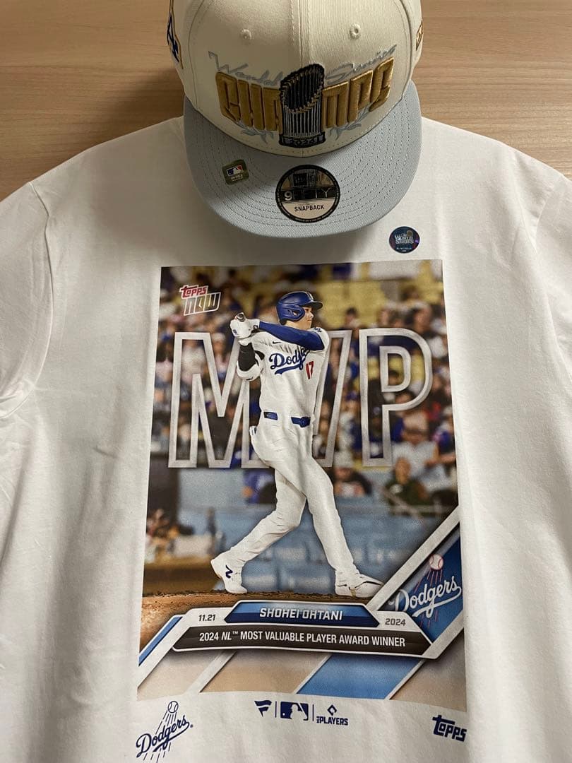 24年 大谷MVP記念TシャツM、カード、24年優勝パレードキャップ