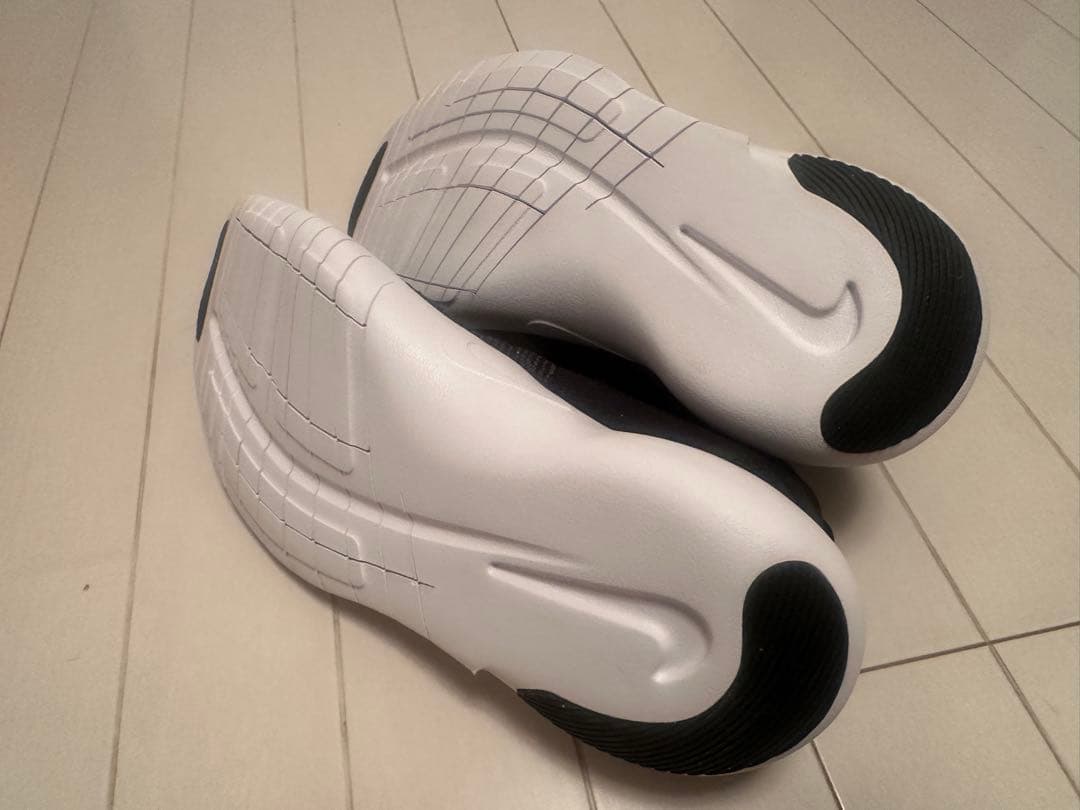 NIKE フリーラン　NN 27.5