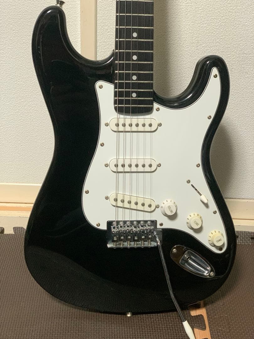 SELDER セルダー ストラトキャスター タイプ エレキギター 黒 blk