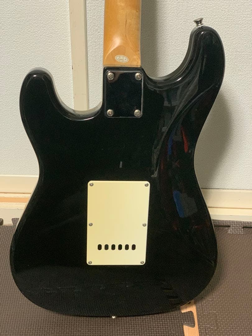SELDER セルダー ストラトキャスター タイプ エレキギター 黒 blk