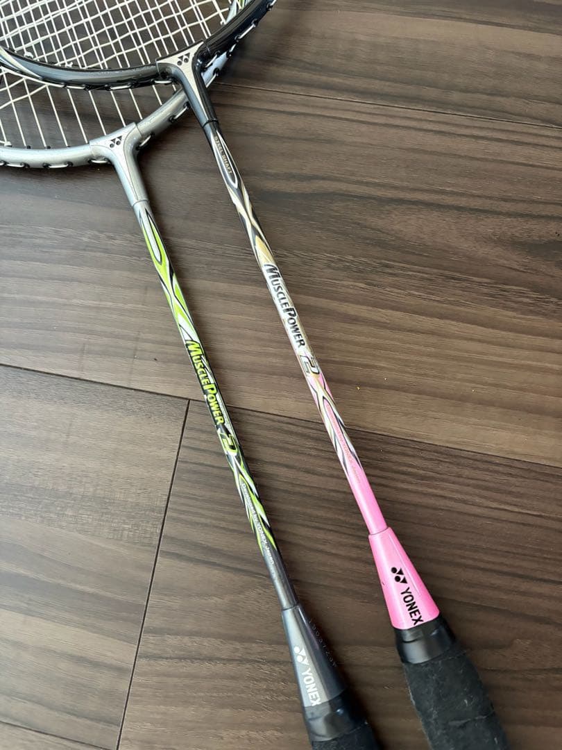 ヨネックス マッスルパワー 2 バドミントンラケット 2本YONEX JAPAN