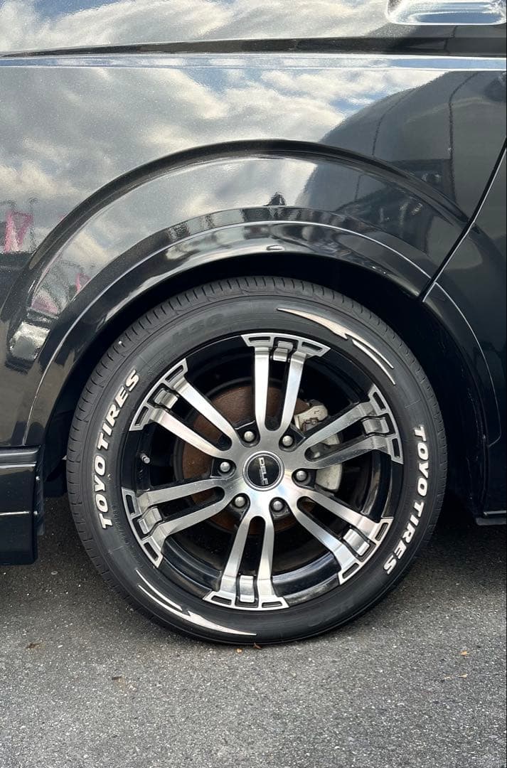 トヨタ ハイエース 200系 オーバーフェンダー FLEX
